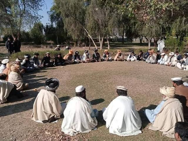 User:Isparki, A group of Banuchi Elders discussing in Jirga, CC BY-SA 4.0