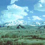 ヒンドゥクッシュ山脈の遠景